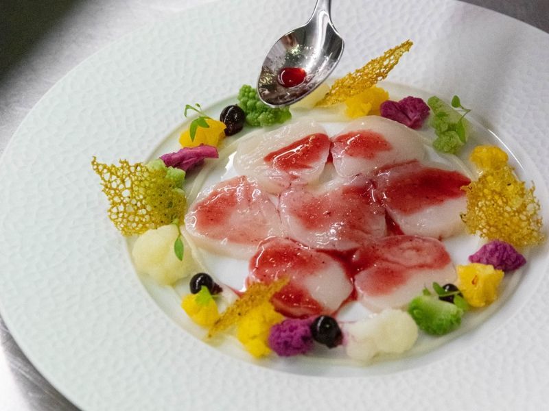restaurant gastronomique paris champs elysées 8ème arrondissement hotel de luxe lancaster